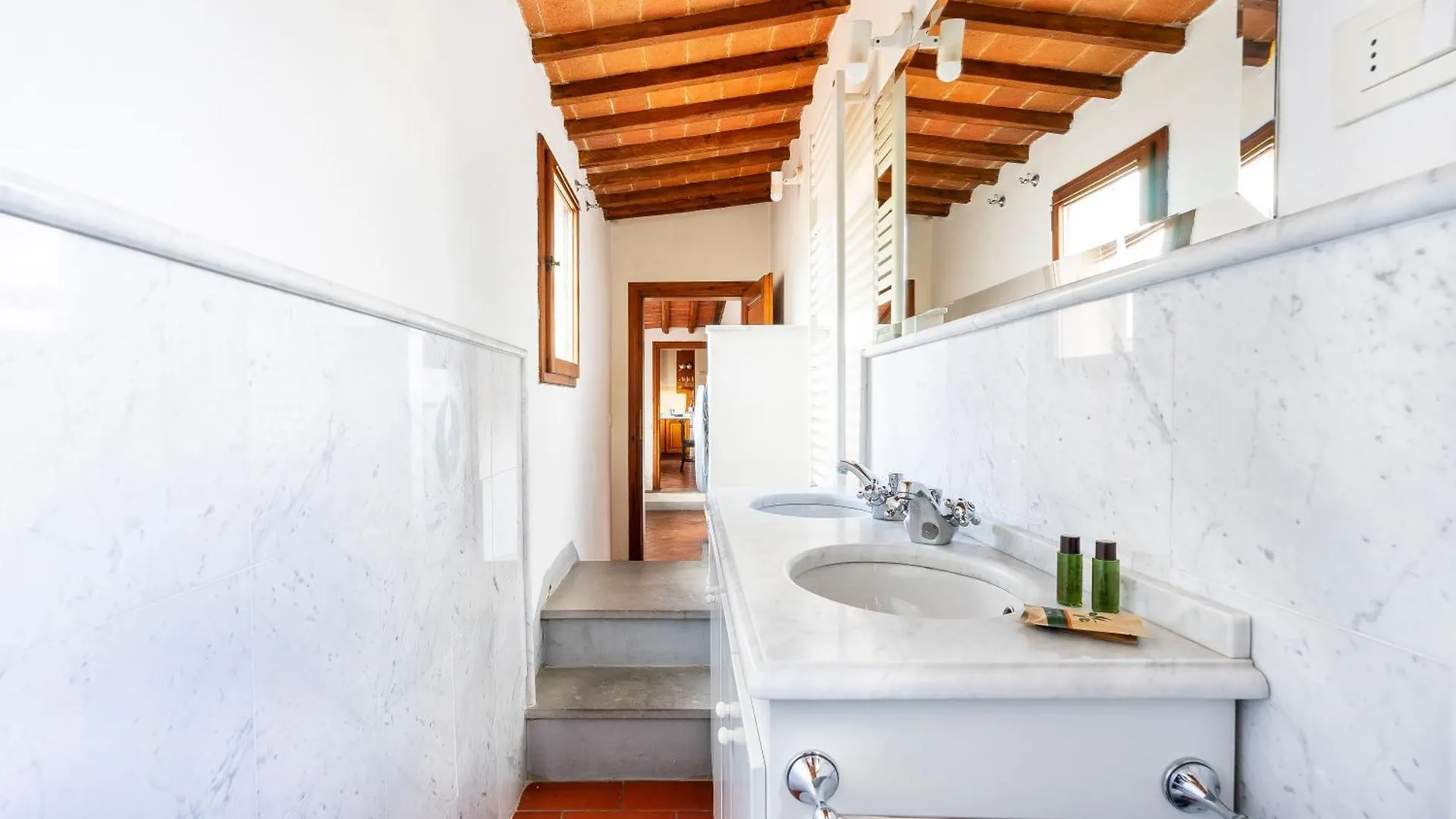 Piazza Santa Croce Apartment Florence