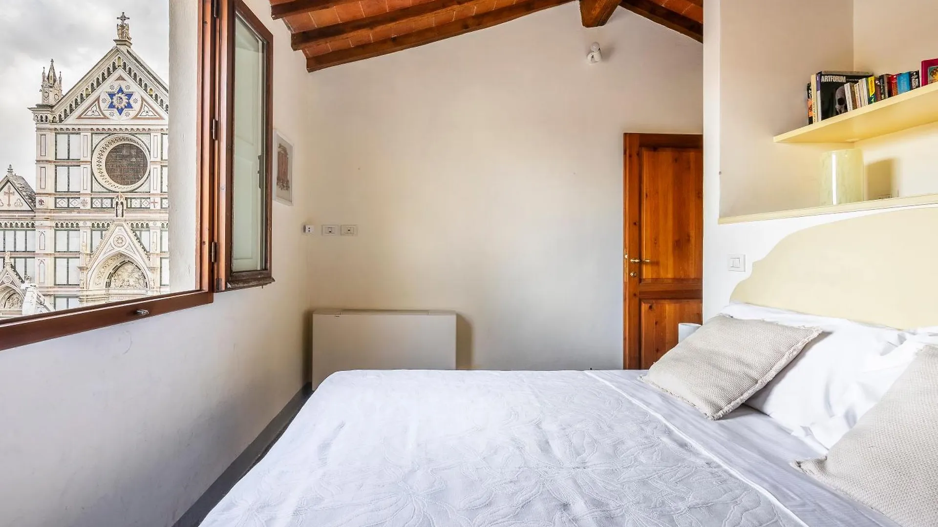 Piazza Santa Croce Apartment Florence Italy