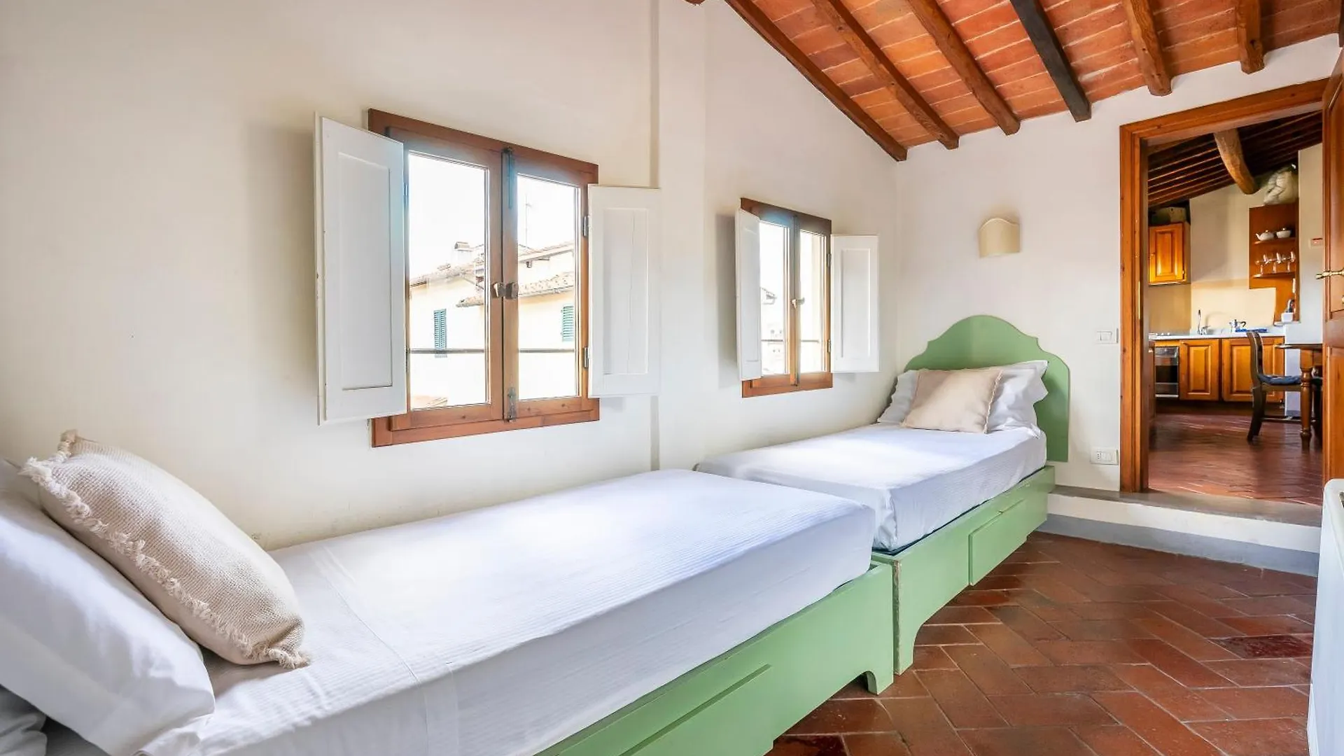 Piazza Santa Croce Apartment Florence