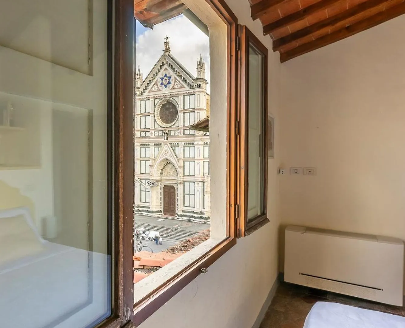 Piazza Santa Croce Apartment Florence Italy