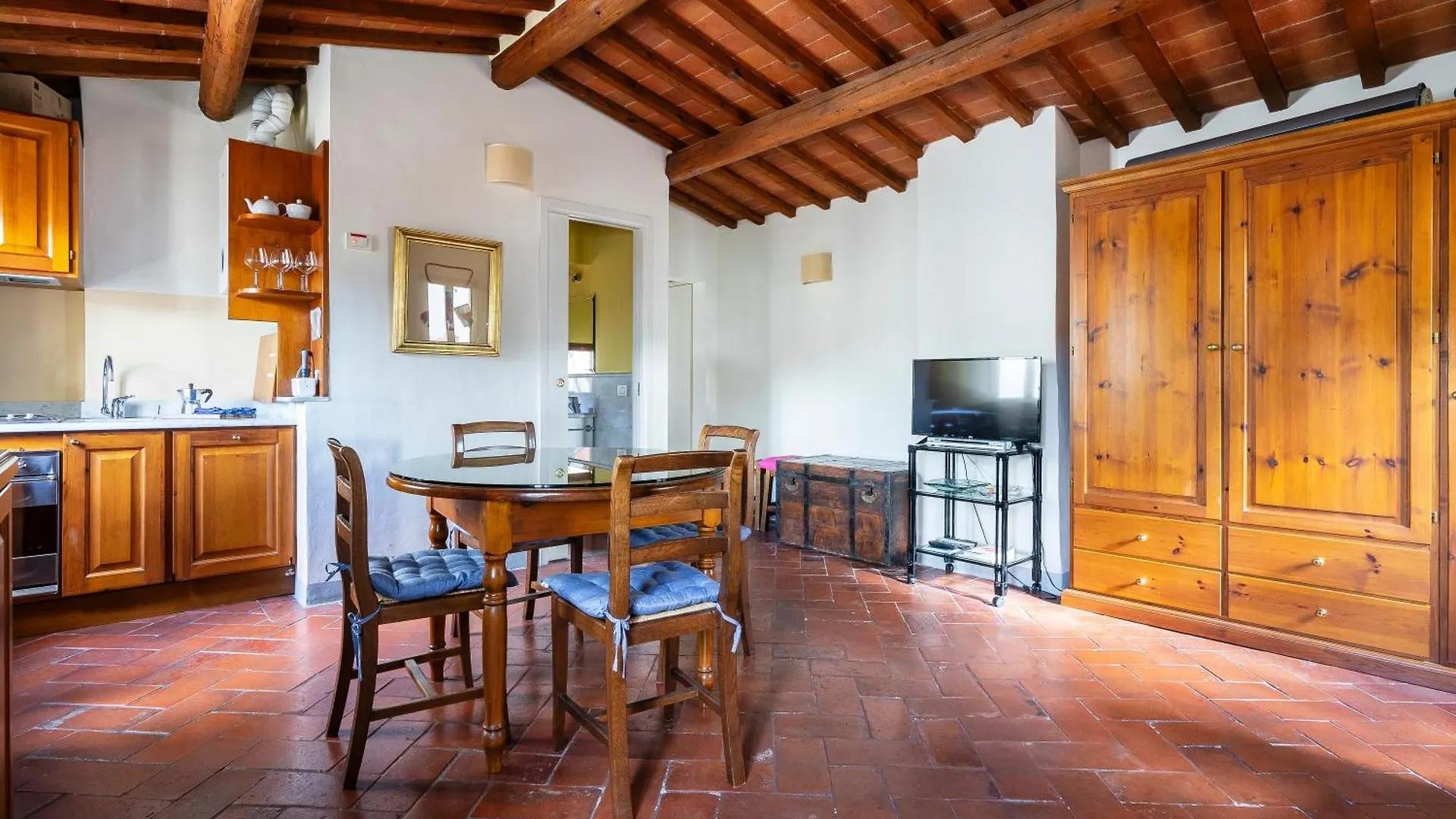 Piazza Santa Croce Apartment Florence Italy